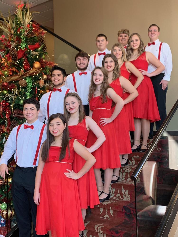 HHS Show Choir in Branson, Missouri 12/2019